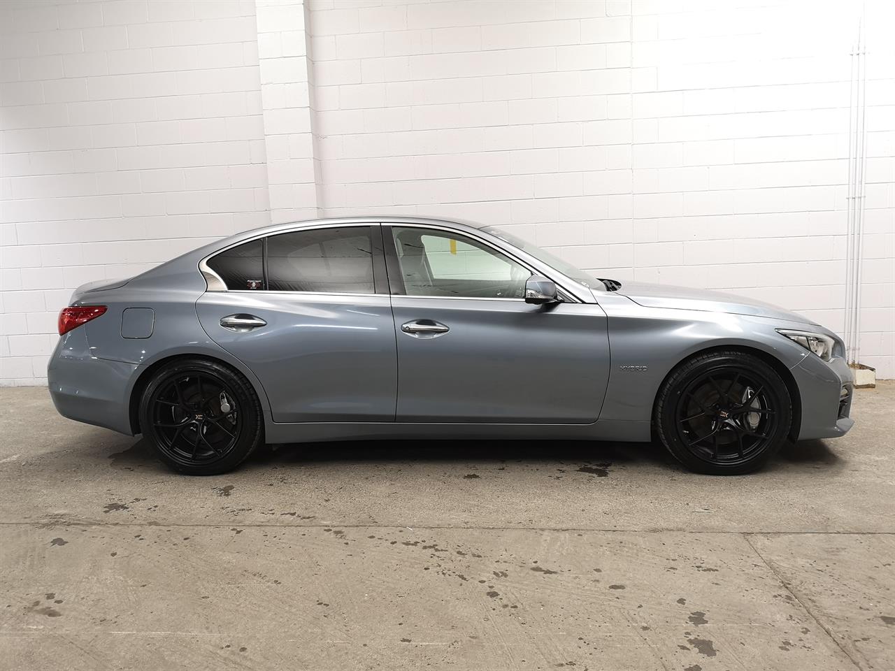 2014 Nissan Skyline