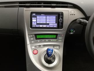 2013 Toyota Prius - Thumbnail