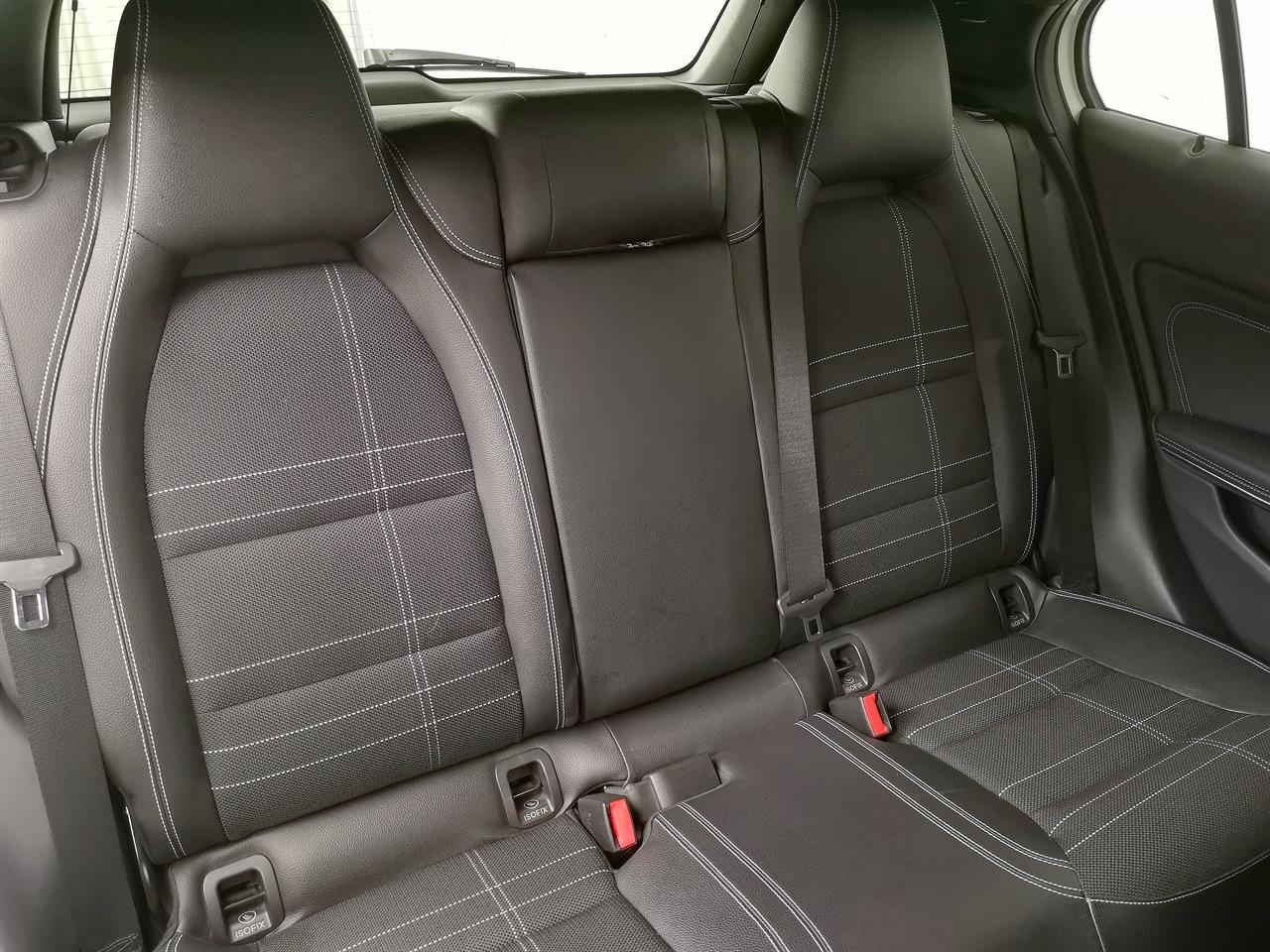 2015 Mercedes-Benz GLA 250