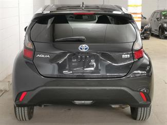 2022 Toyota Aqua - Thumbnail