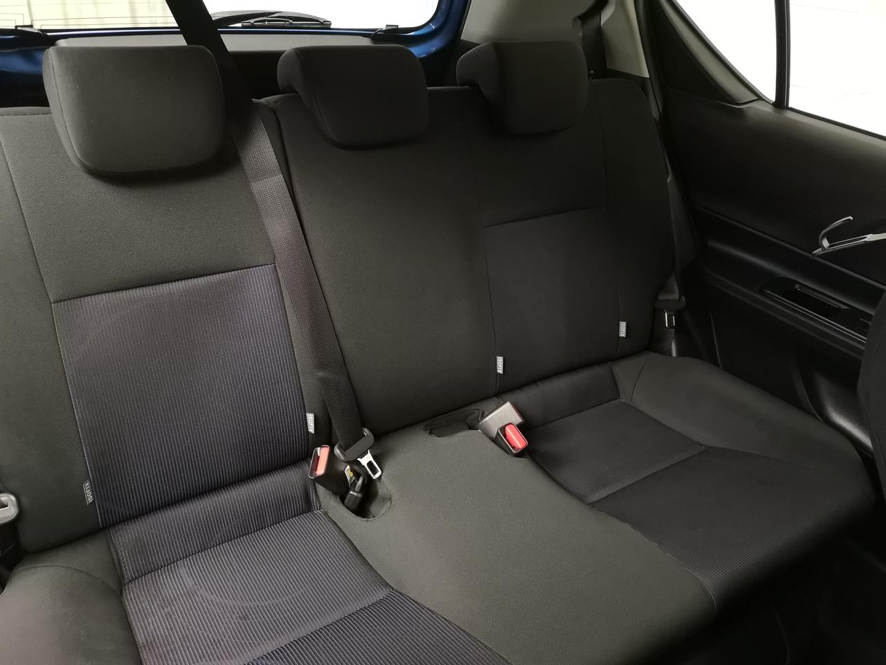 2015 Toyota Aqua
