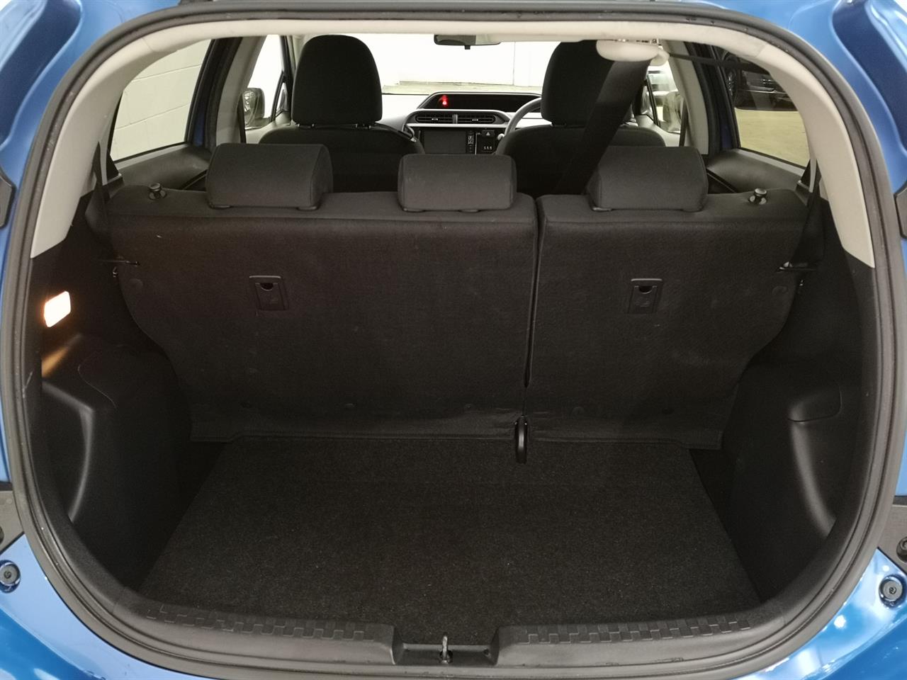 2015 Toyota Aqua