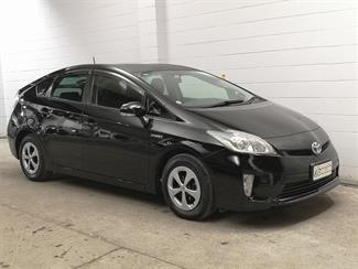 2012 Toyota Prius - Thumbnail