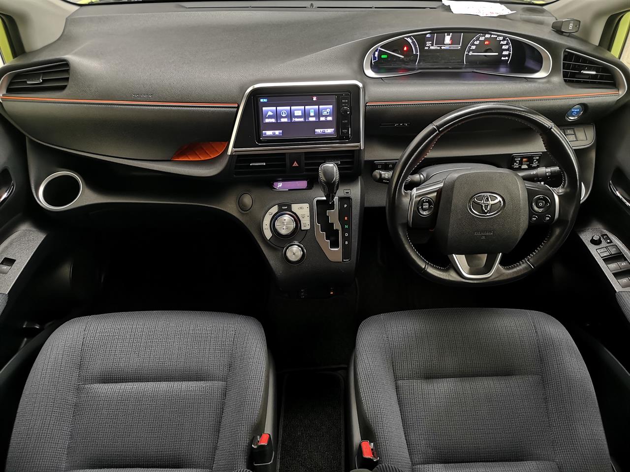 2015 Toyota Sienta