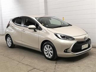 2021 Toyota Aqua - Thumbnail