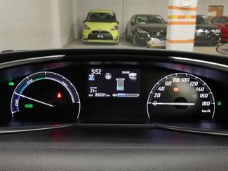 2017 Toyota Sienta - Thumbnail