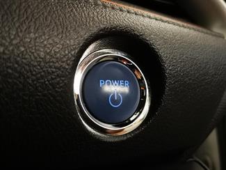 2017 Toyota Sienta - Thumbnail