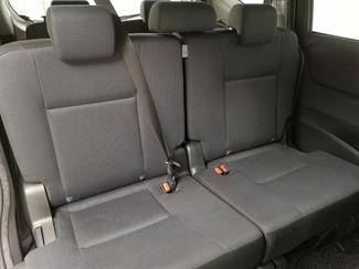 2017 Toyota Sienta - Thumbnail