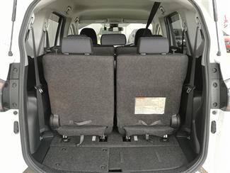 2017 Toyota Sienta - Thumbnail