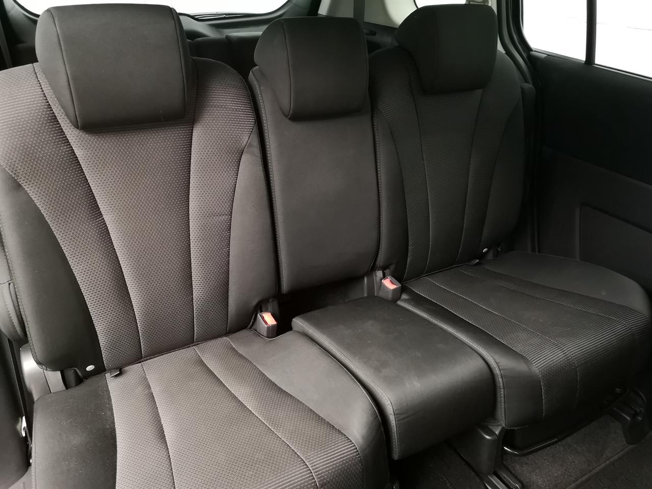 2013 Mazda Premacy