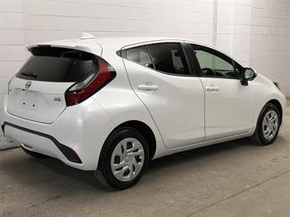 2022 Toyota Aqua - Thumbnail