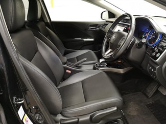 2015 Honda Grace - Thumbnail