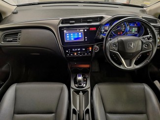 2015 Honda Grace - Thumbnail