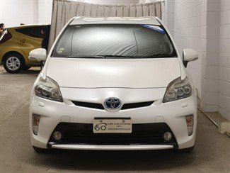 2015 Toyota Prius - Thumbnail