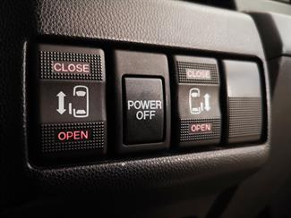 2015 Mazda Premacy - Thumbnail