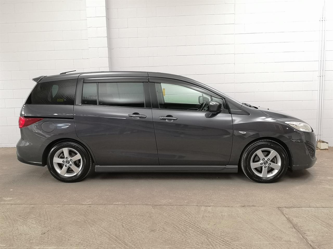 2015 Mazda Premacy
