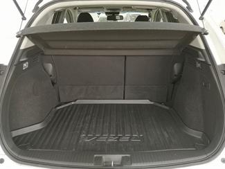 2014 Honda Vezel - Thumbnail