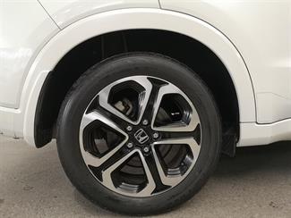2014 Honda Vezel - Thumbnail