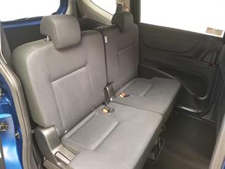 2016 Toyota Sienta - Thumbnail