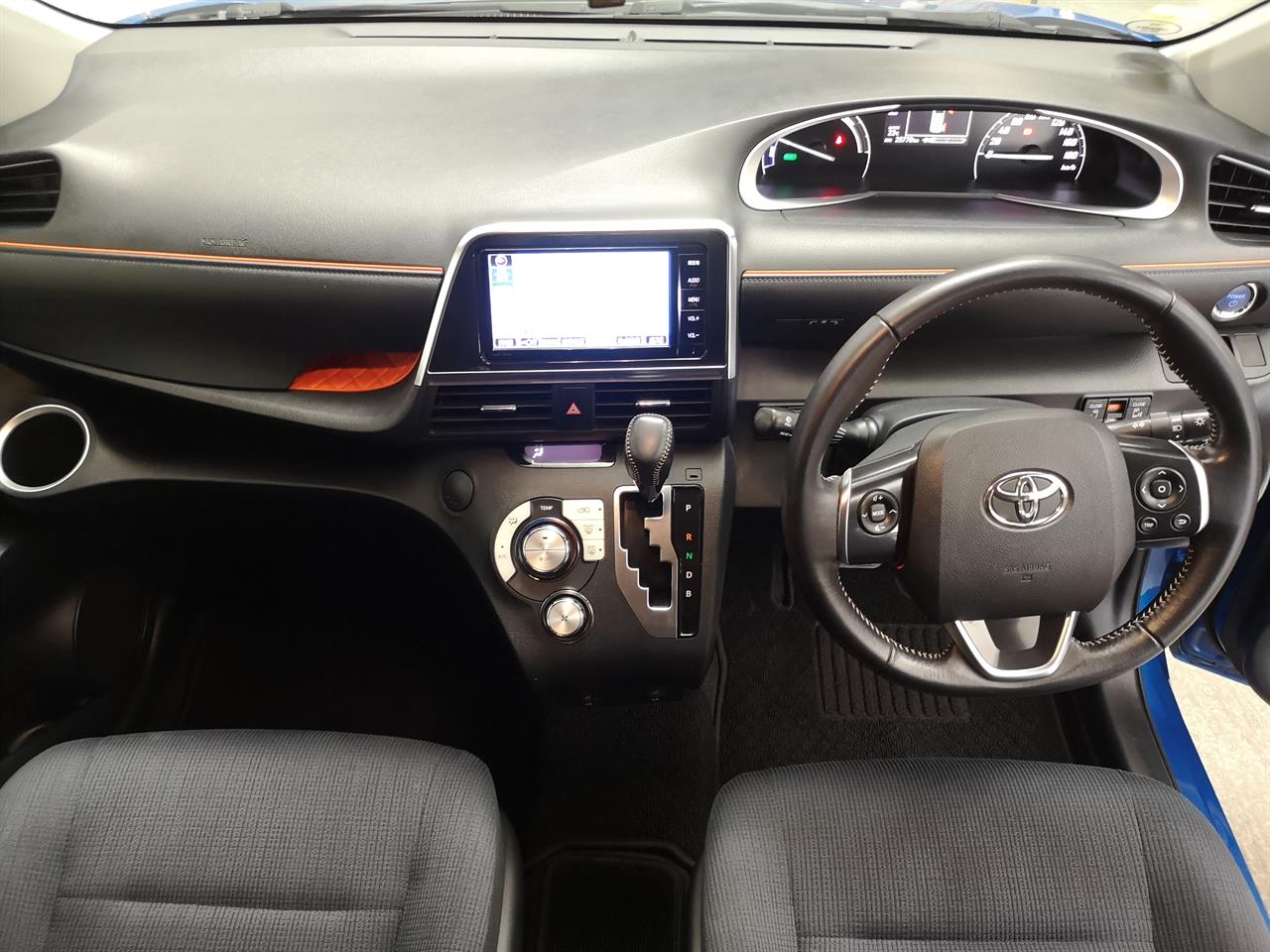 2016 Toyota Sienta