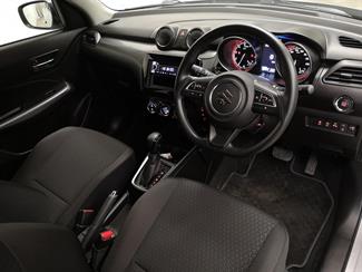 2023 Suzuki Swift - Thumbnail