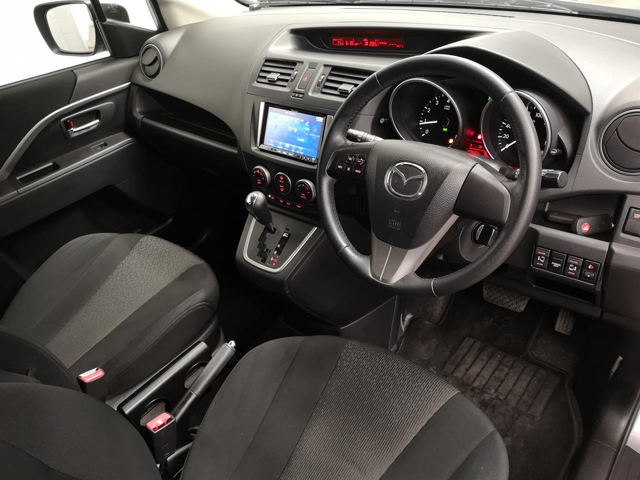 2013 Mazda Premacy