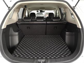 2014 Mitsubishi Outlander - Thumbnail