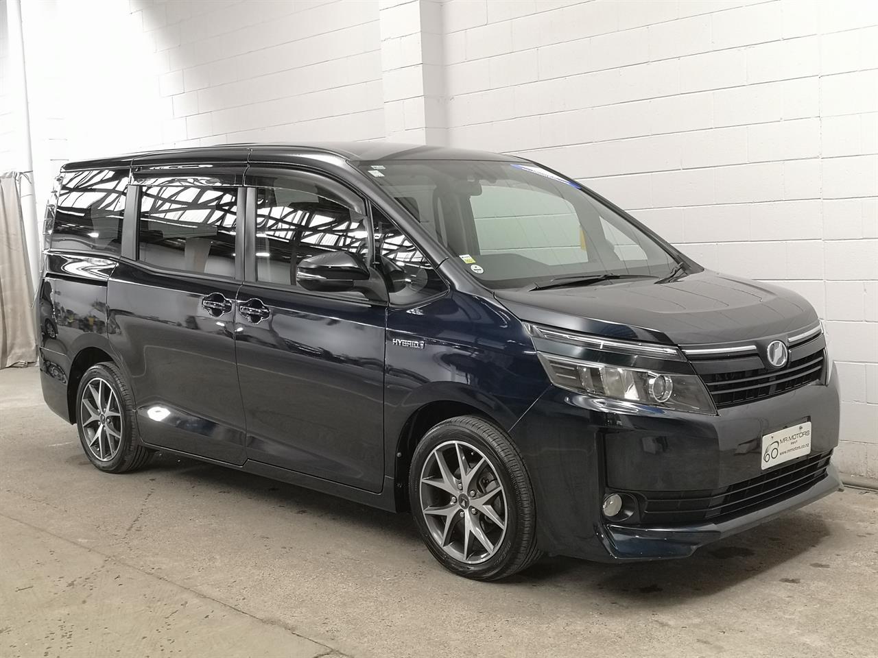 2014 Toyota Voxy