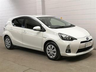 2014 Toyota Aqua - Thumbnail