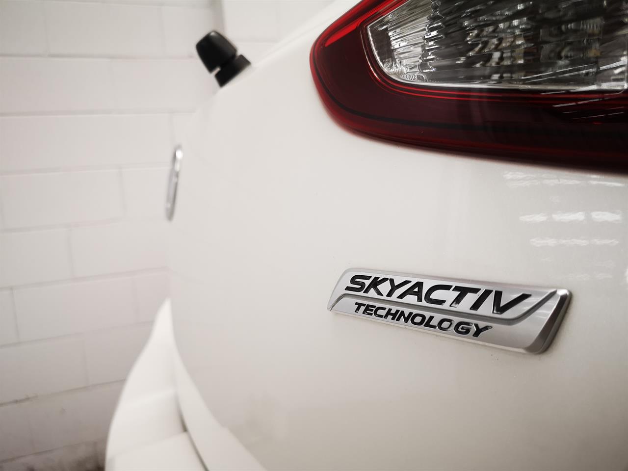 2015 Mazda Demio