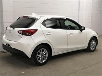 2015 Mazda Demio - Thumbnail