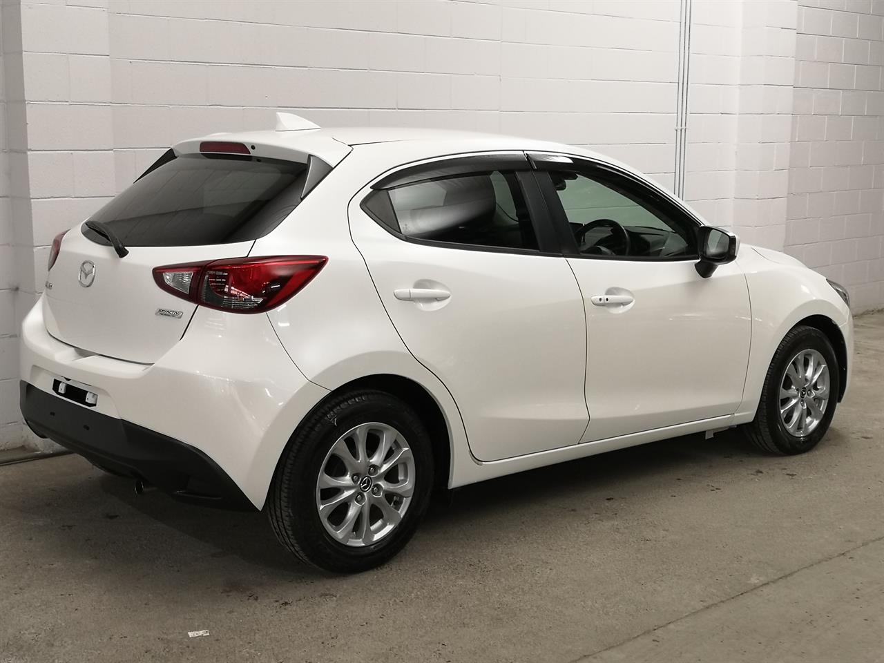 2015 Mazda Demio