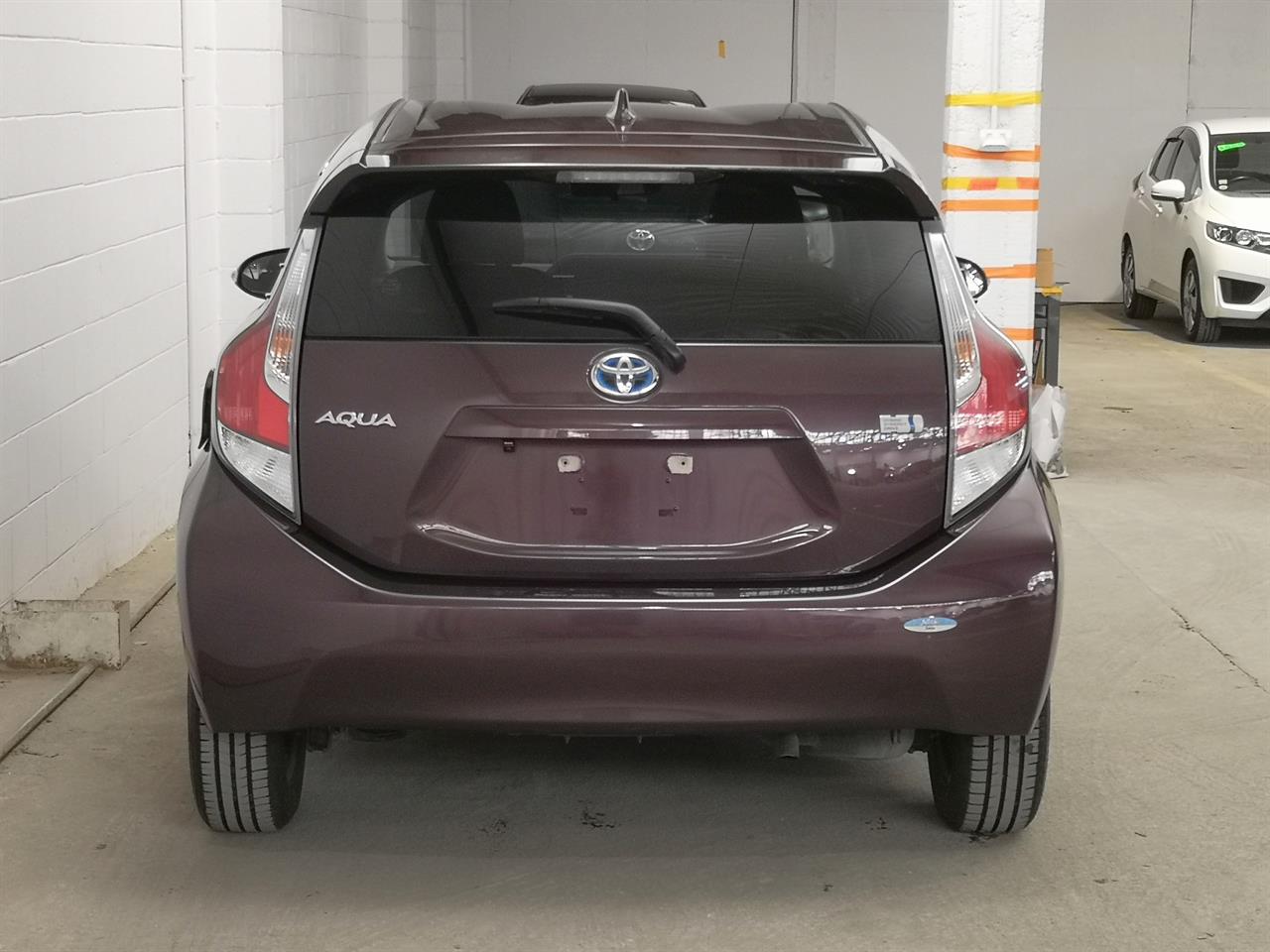 2015 Toyota Aqua