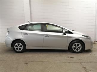 2012 Toyota Prius - Thumbnail