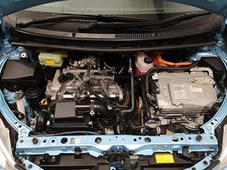 2014 Toyota Aqua - Thumbnail