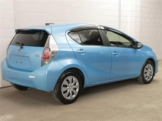 2014 Toyota Aqua - Thumbnail