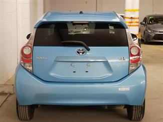 2014 Toyota Aqua - Thumbnail