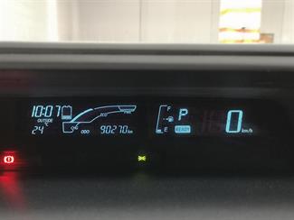 2014 Toyota Aqua - Thumbnail