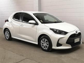 2022 Toyota Yaris - Thumbnail