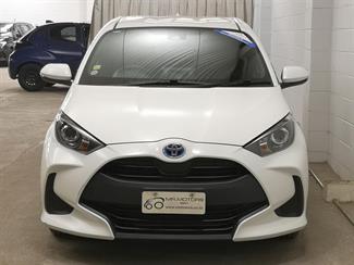 2022 Toyota Yaris - Thumbnail