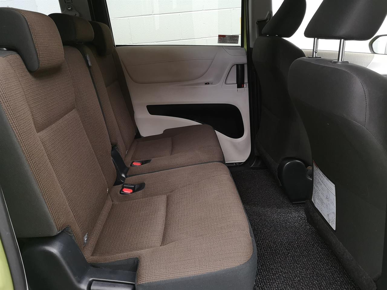 2017 Toyota Sienta
