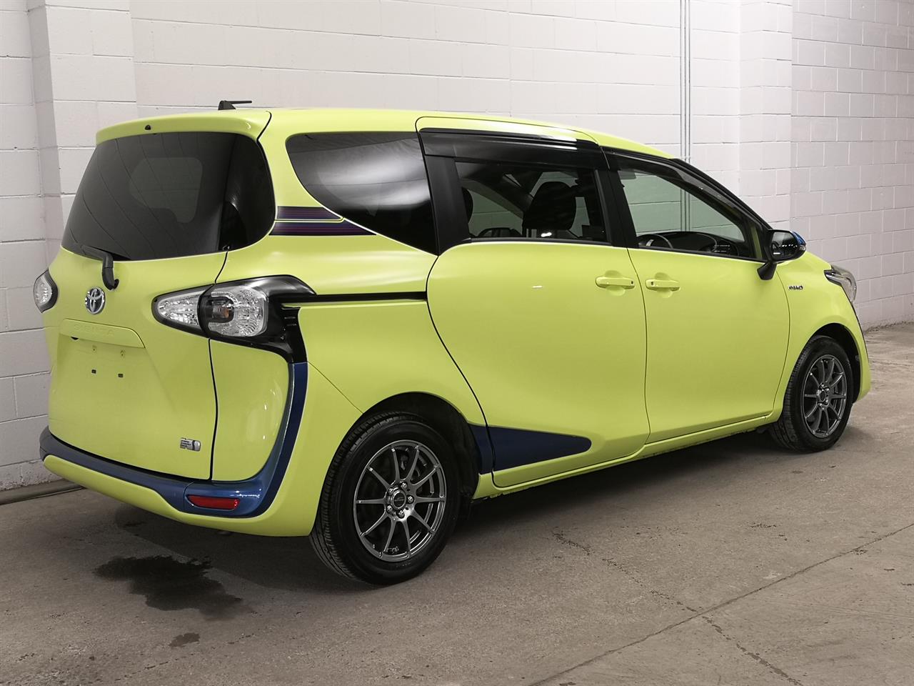 2017 Toyota Sienta