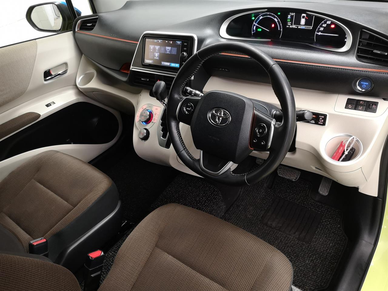 2017 Toyota Sienta