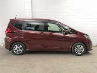 2017 Honda Freed - Thumbnail