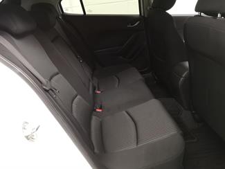 2015 Mazda Axela - Thumbnail
