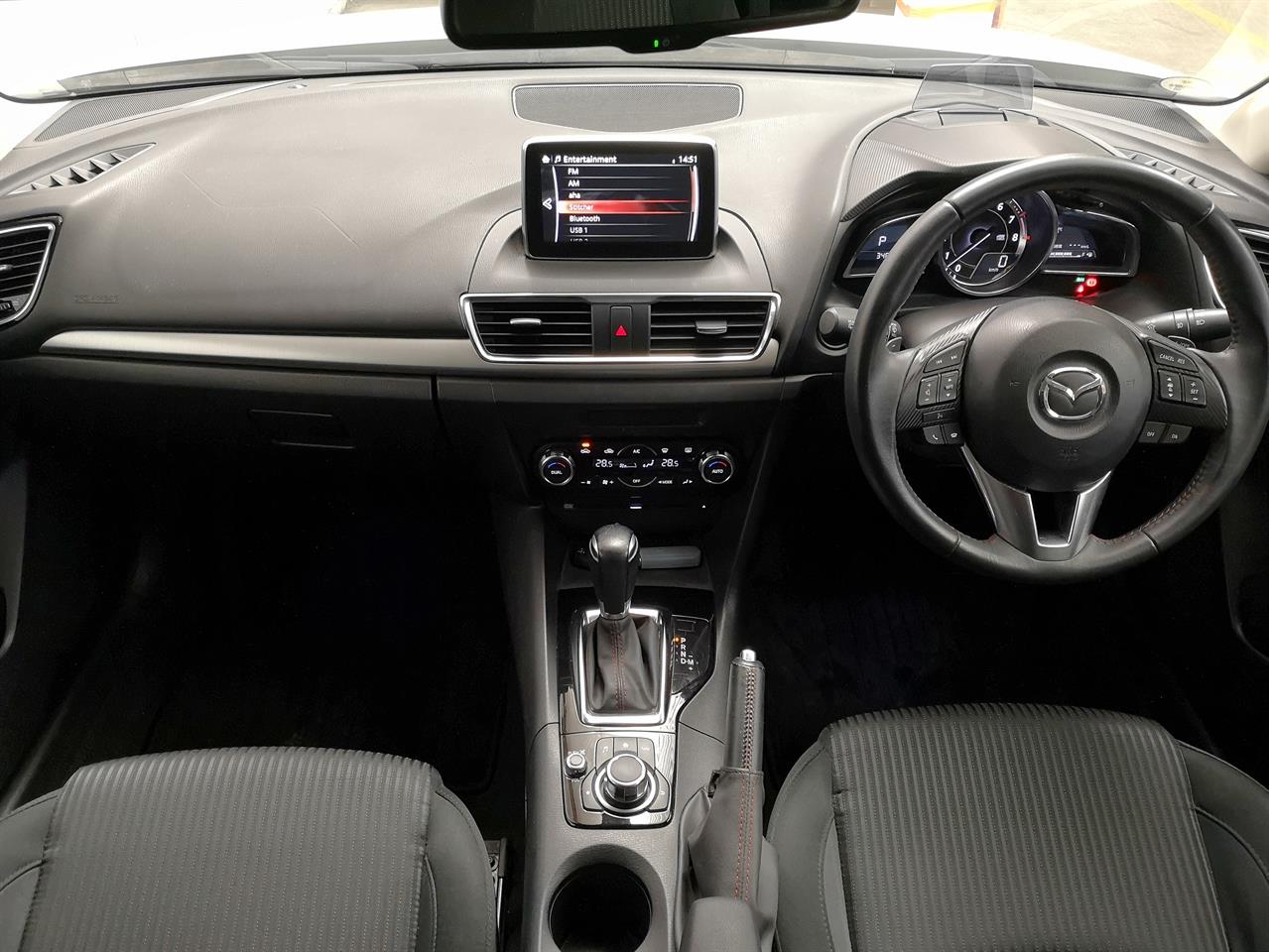 2015 Mazda Axela