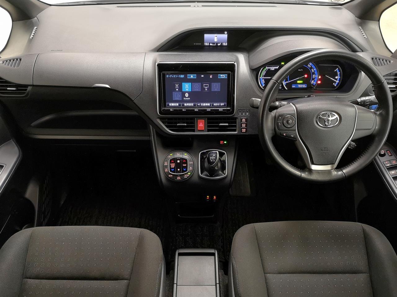 2017 Toyota Noah