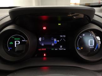 2020 Toyota Yaris - Thumbnail