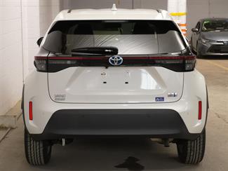 2020 Toyota Yaris - Thumbnail