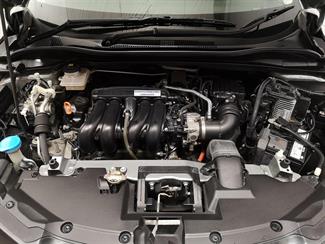 2014 Honda Vezel - Thumbnail